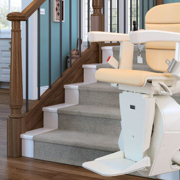 Curved stairlift